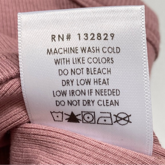 WELLBEING + BEINGWELL purple ribbed sleeveless round neck racerback crop top - Picture 6 of 7